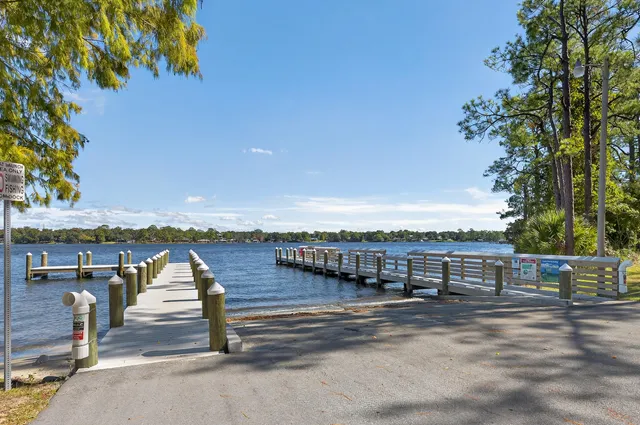 $398,000 | 220 Edge Avenue, Valparaiso, FL 32580