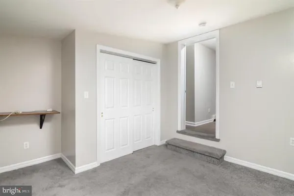 $1,500 | 212-214 Farnsworth Avenue, Unit 2, Bordentown, NJ 08505