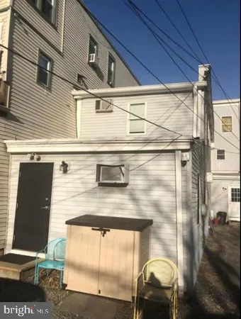 $1,500 | 212-214 Farnsworth Avenue, Unit 2, Bordentown, NJ 08505