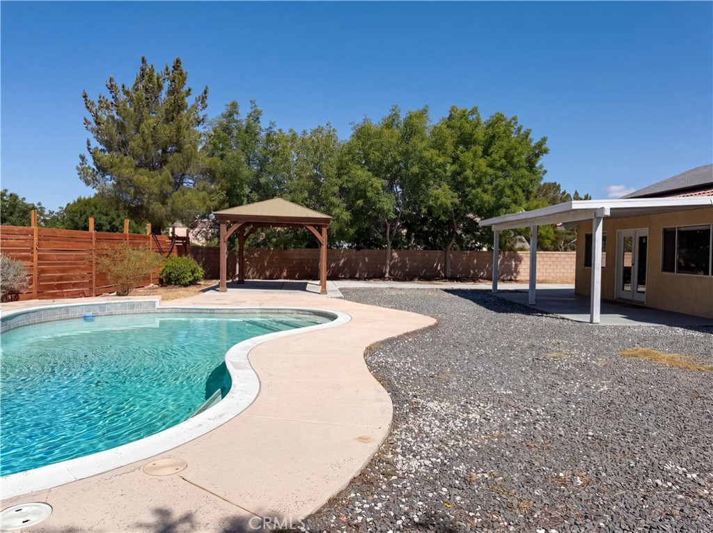 15358 Lookout Road Apple Valley, CA 92307 - Photo 27 of 28