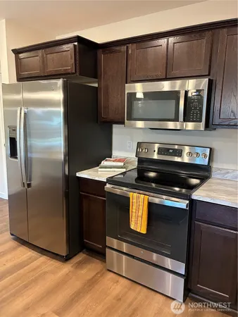 $149,900 | 3803 17th Street Southwest, Unit 302, Puyallup, WA 98373