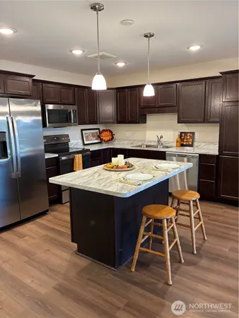 $149,900 | 3803 17th Street Southwest, Unit 302, Puyallup, WA 98373