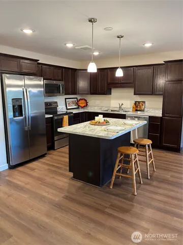 $149,900 | 3803 17th Street Southwest, Unit 302, Puyallup, WA 98373