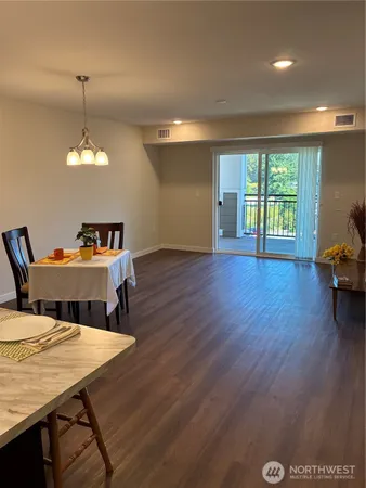 $149,900 | 3803 17th Street Southwest, Unit 302, Puyallup, WA 98373