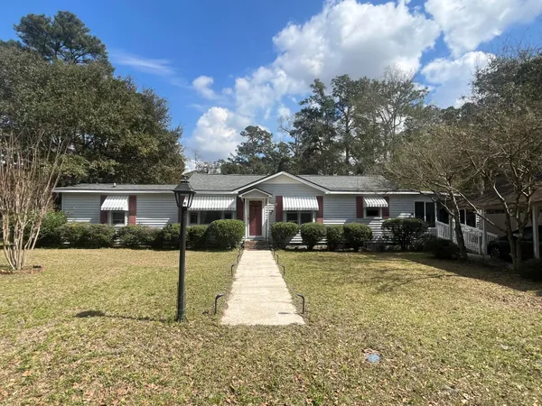 $215,000 | 210 Orange Street, Walterboro, SC 29488