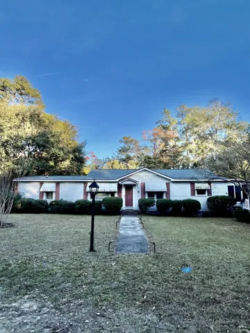 $230,000 | 210 Orange Street, Walterboro, SC 29488