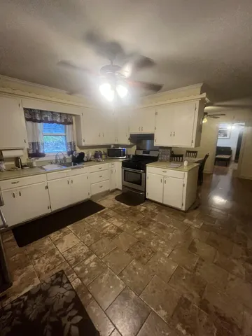 $230,000 | 210 Orange Street, Walterboro, SC 29488