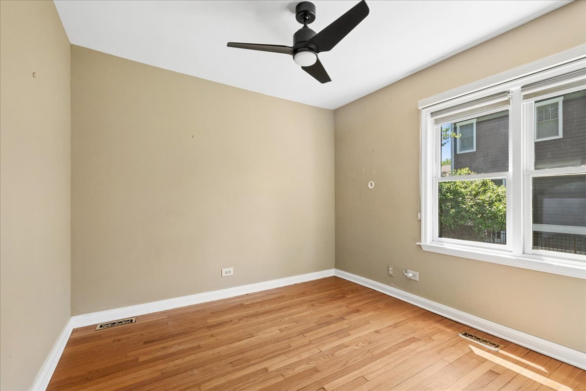 708 Courtland Avenue Park Ridge, IL 60068 - Photo 14 of 33 Gallery Image 14