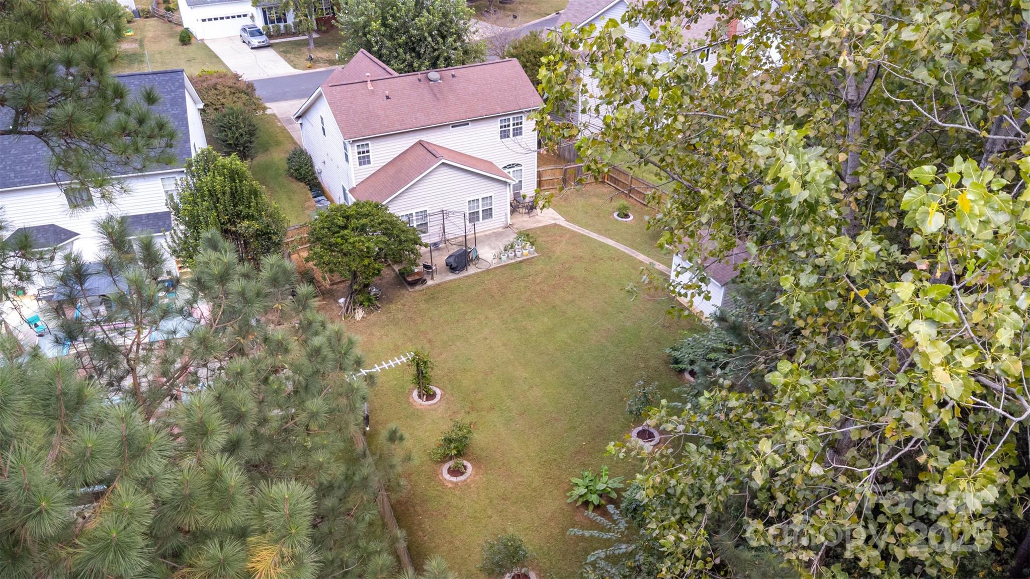 13521 Michael Lynn Road Charlotte, NC 28278 - Photo 34 of 34 an aerial view of residential houses with outdoor space and trees