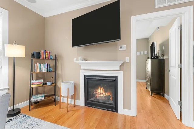 $3,800 | 619 East 3rd Street, Unit 2, Boston, MA 02127