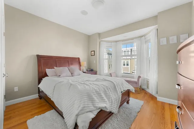 $3,800 | 619 East 3rd Street, Unit 2, Boston, MA 02127