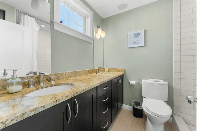 $3,800 | 619 East 3rd Street, Unit 2, Boston, MA 02127