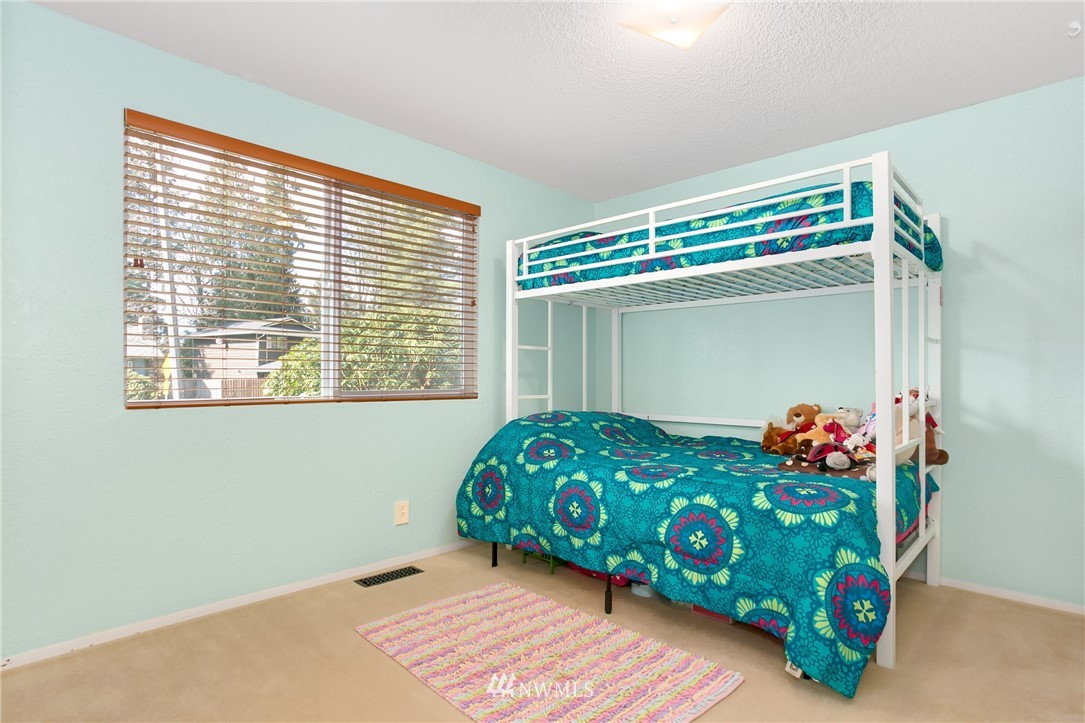17529 24th Avenue Southeast Bothell, WA 98012 - Photo 6 of 12