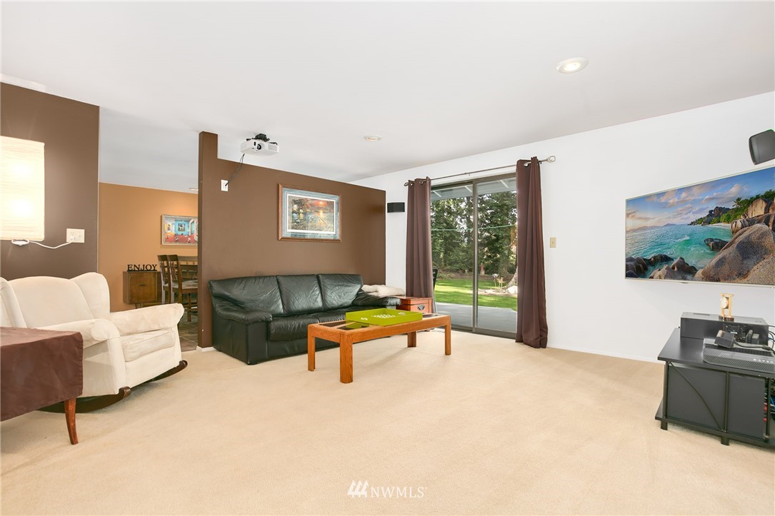17529 24th Avenue Southeast Bothell, WA 98012 - Photo 8 of 12