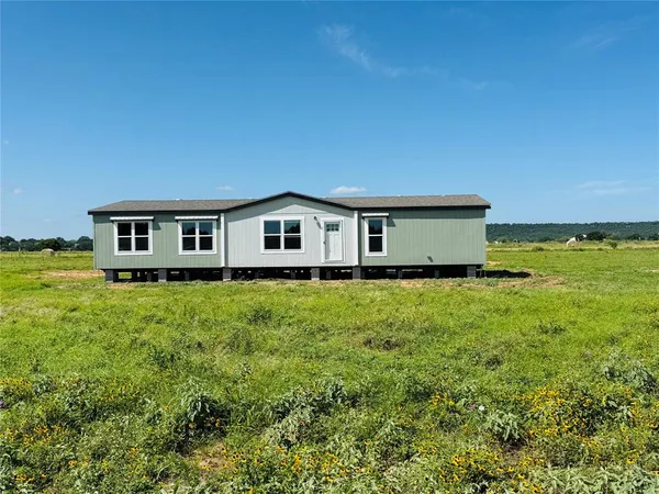 $278,000 | 51 Kenzi Drive, Mineral Wells, TX 76067