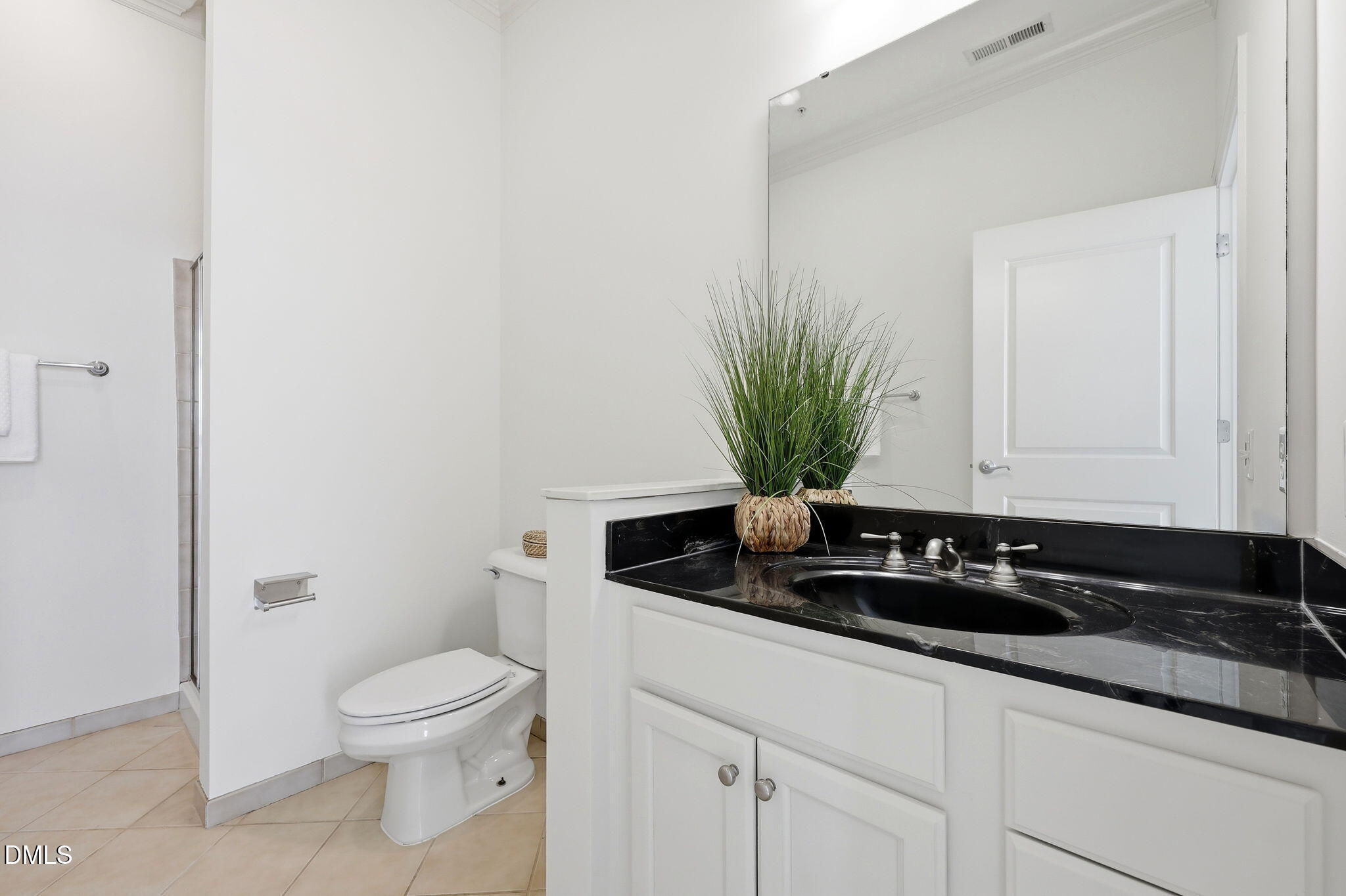 317 West Morgan Street West, Unit 504 Raleigh, NC 27601 - Photo 33 of 44 Second Full Bath