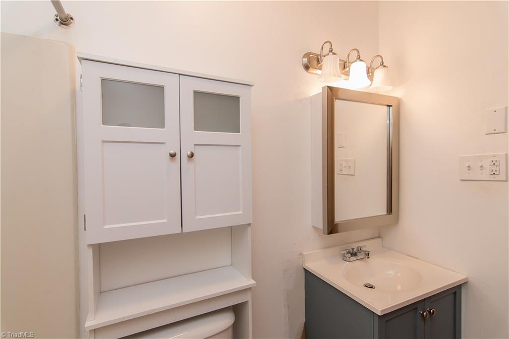 208 Spring Garden Road Reidsville, NC 27320 - Photo 16 of 27 Gallery Image 16