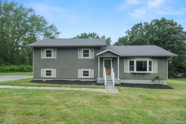 $425,000 | 3344 Highway 207, Goshen, NY 10924