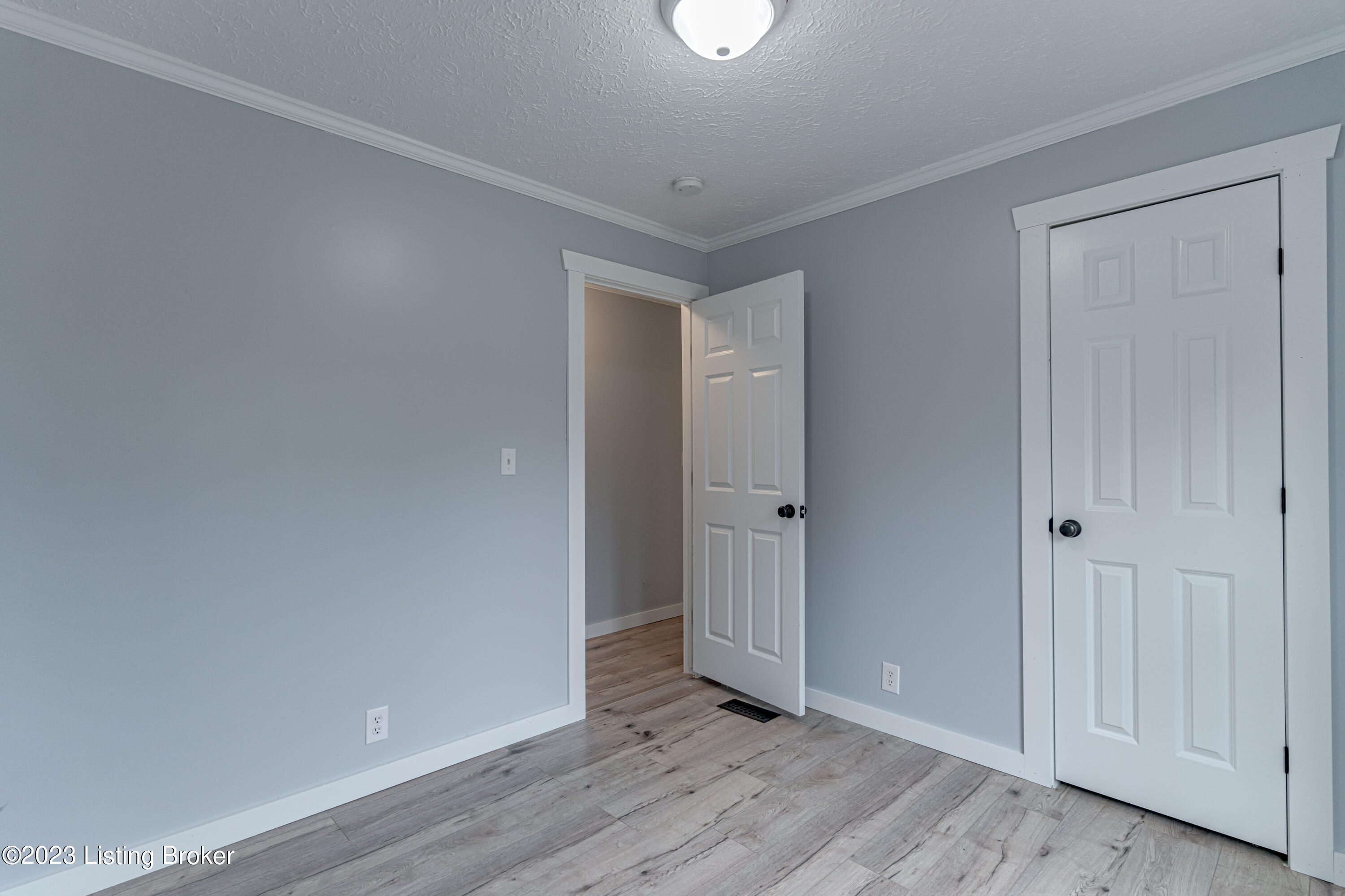 8118 Sulphur Road Sulphur, KY 40070 - Photo 31 of 51 DSC06067