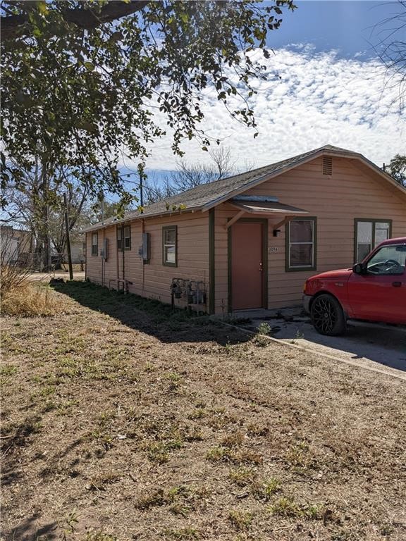 319 South Nueces Street Mathis, TX 78368 - Photo 6 of 22 309A