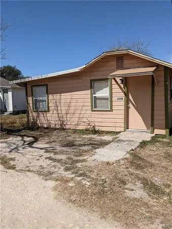 $250,000 | 319 South Nueces Street, Mathis, TX 78368