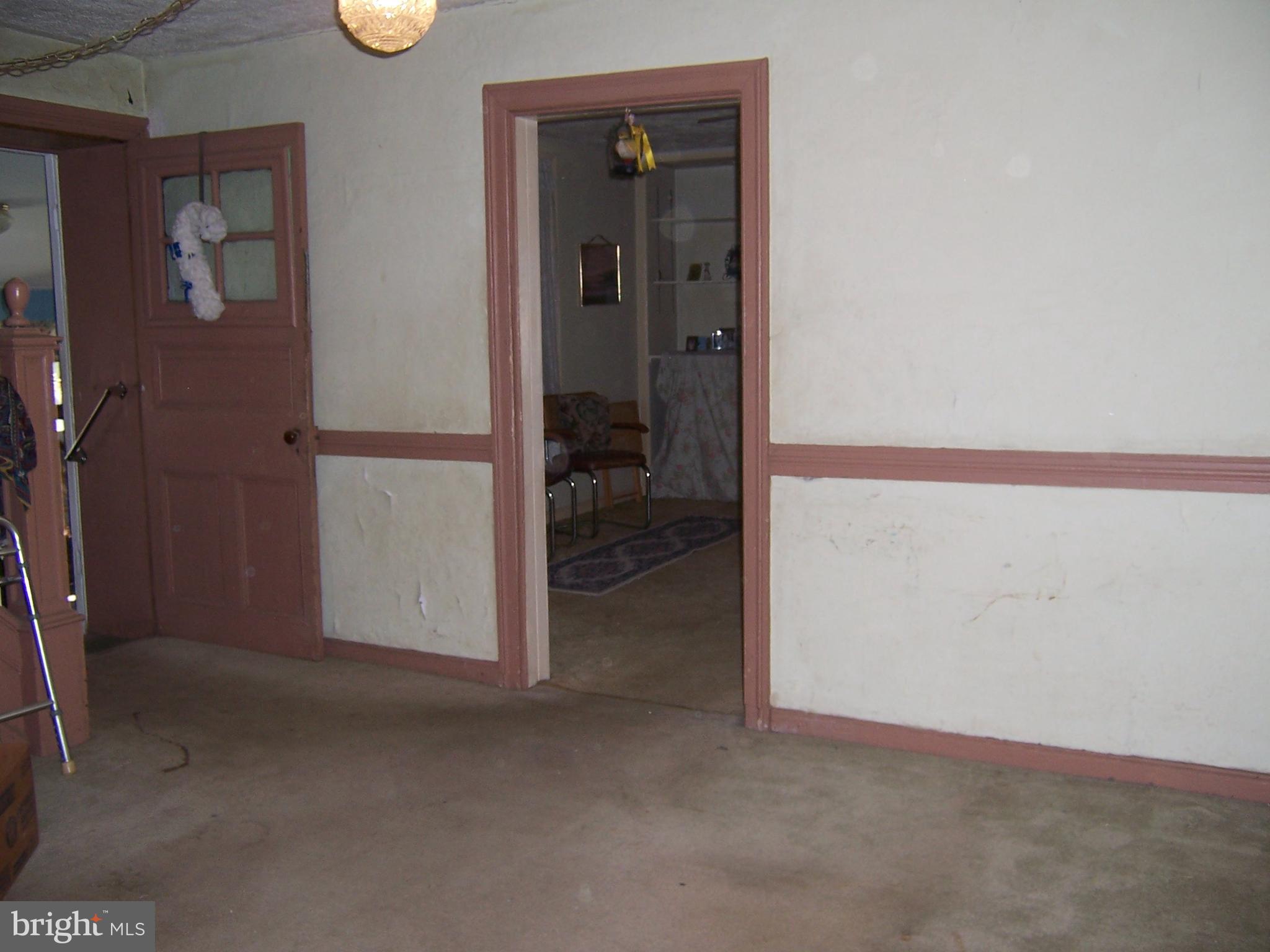 1093 Howellville Road Berwyn, PA 19312 - Photo 11 of 43 Sitting Room