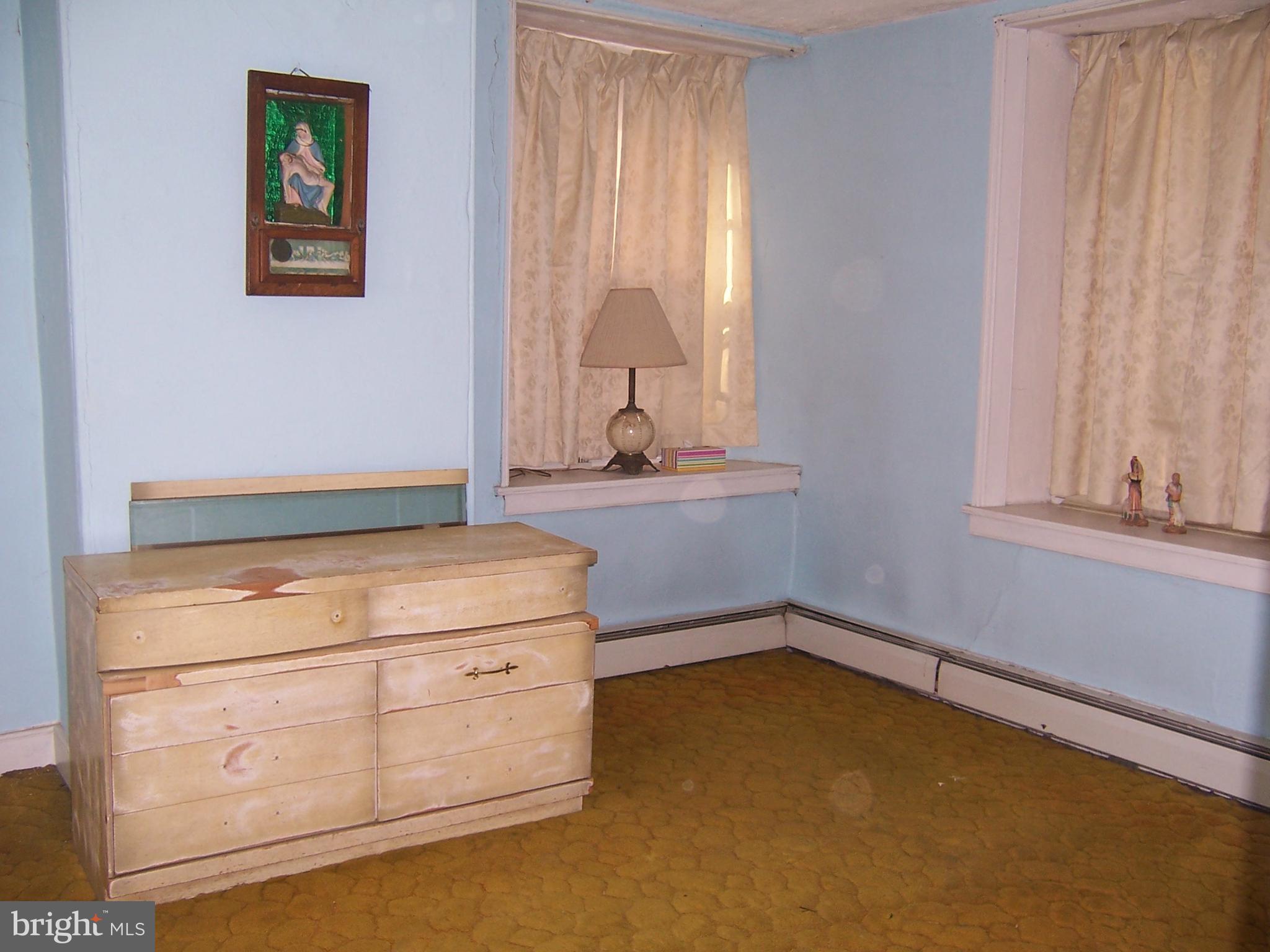 1093 Howellville Road Berwyn, PA 19312 - Photo 26 of 43 Bedroom 1