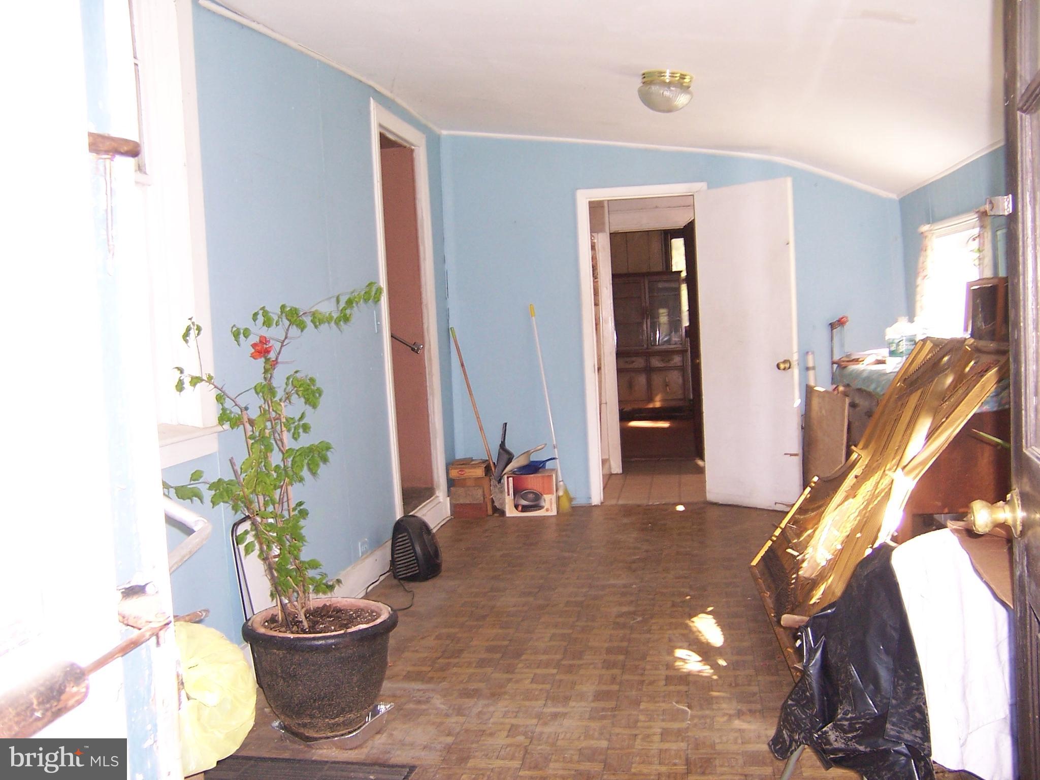 1093 Howellville Road Berwyn, PA 19312 - Photo 4 of 43 Enclosed Porch