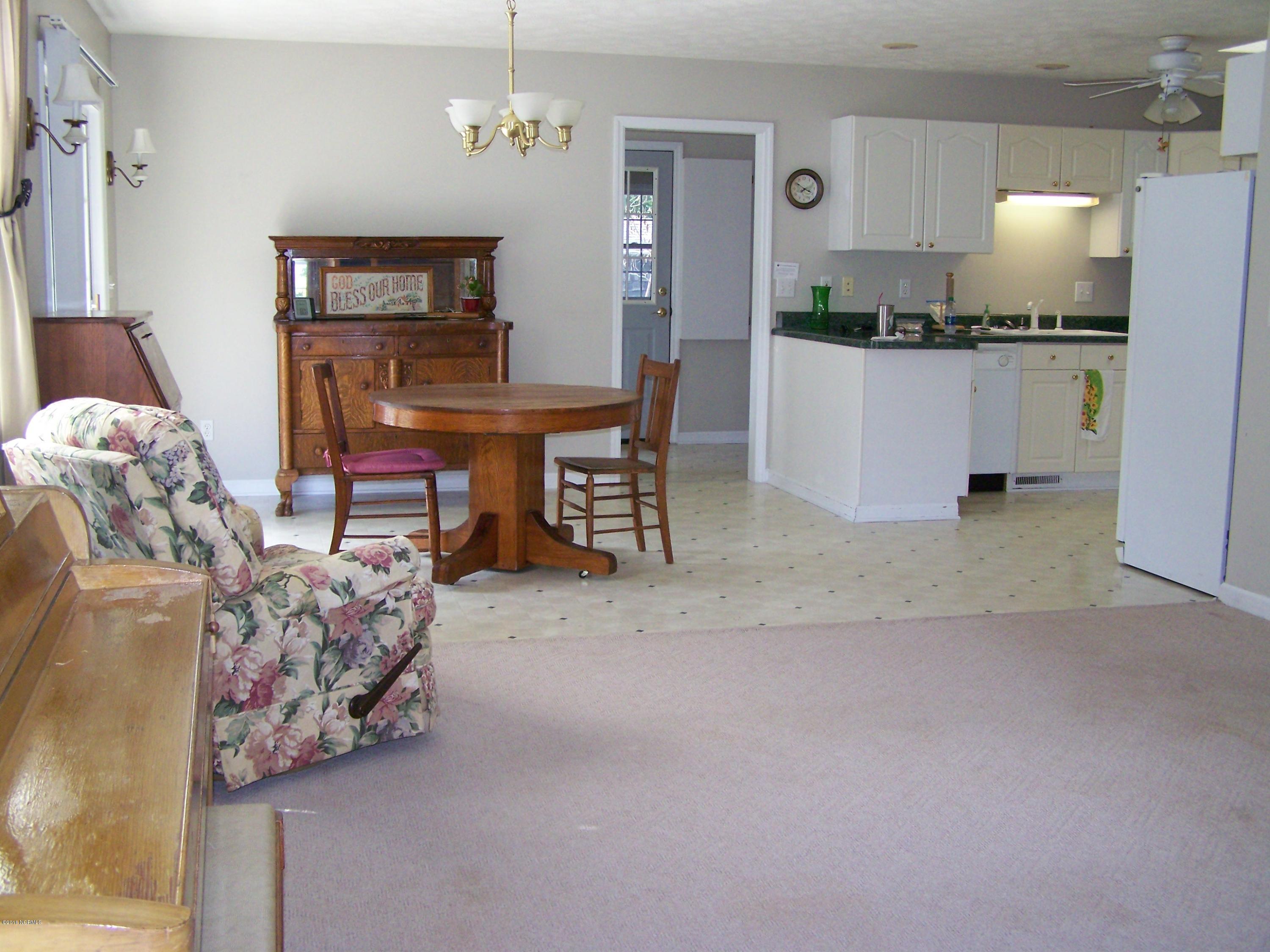 1159 Longleaf Road Southport, NC 28461 - Photo 11 of 36 100_8665