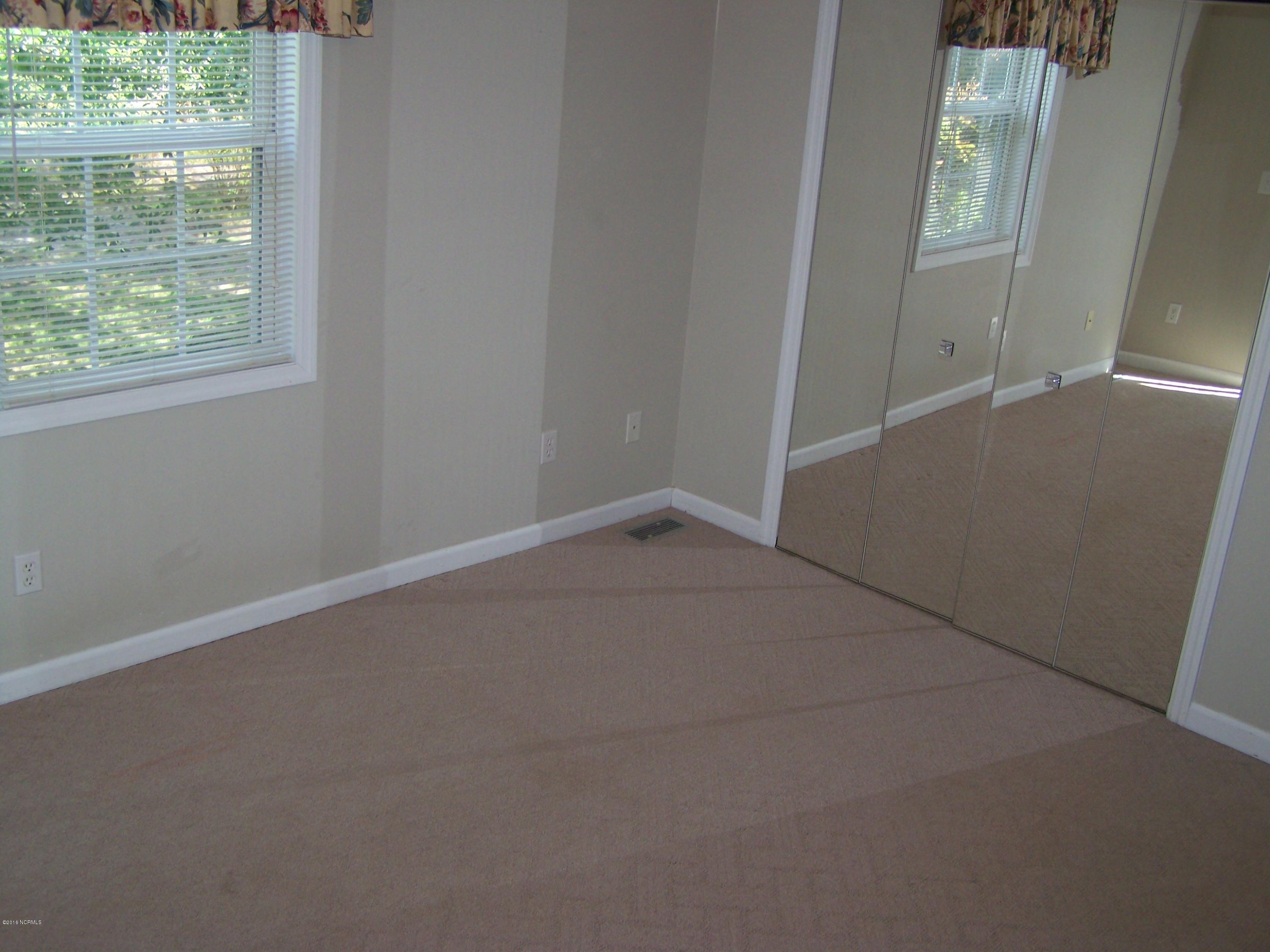 1159 Longleaf Road Southport, NC 28461 - Photo 29 of 36 100_8702
