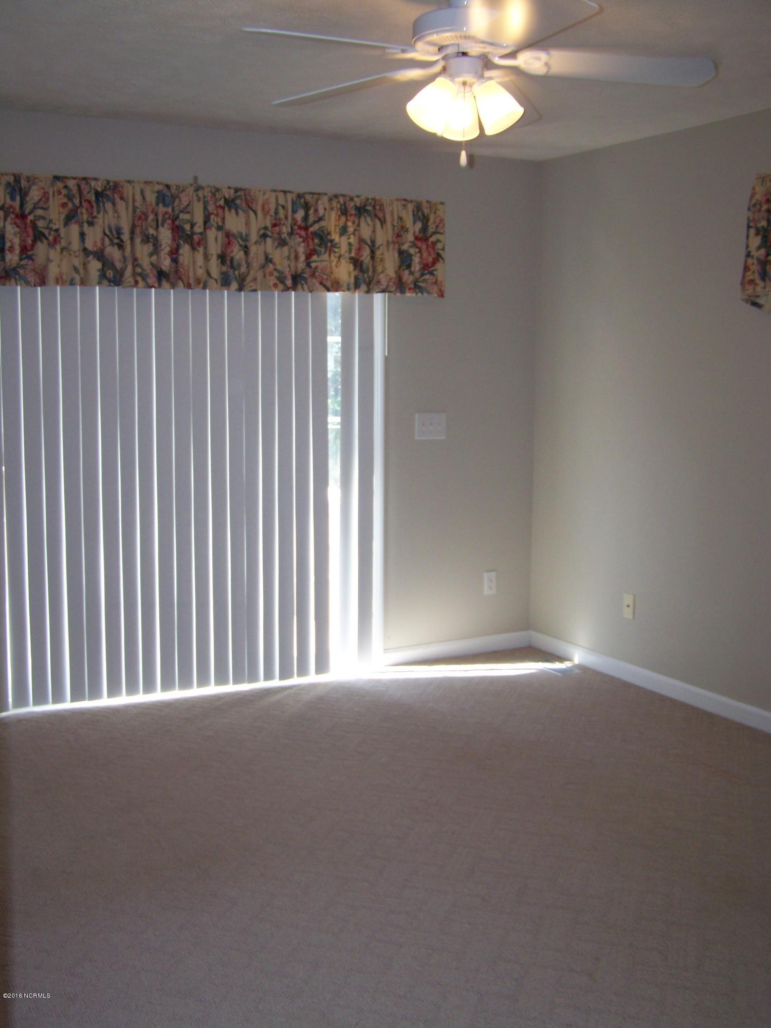 1159 Longleaf Road Southport, NC 28461 - Photo 30 of 36 100_8706
