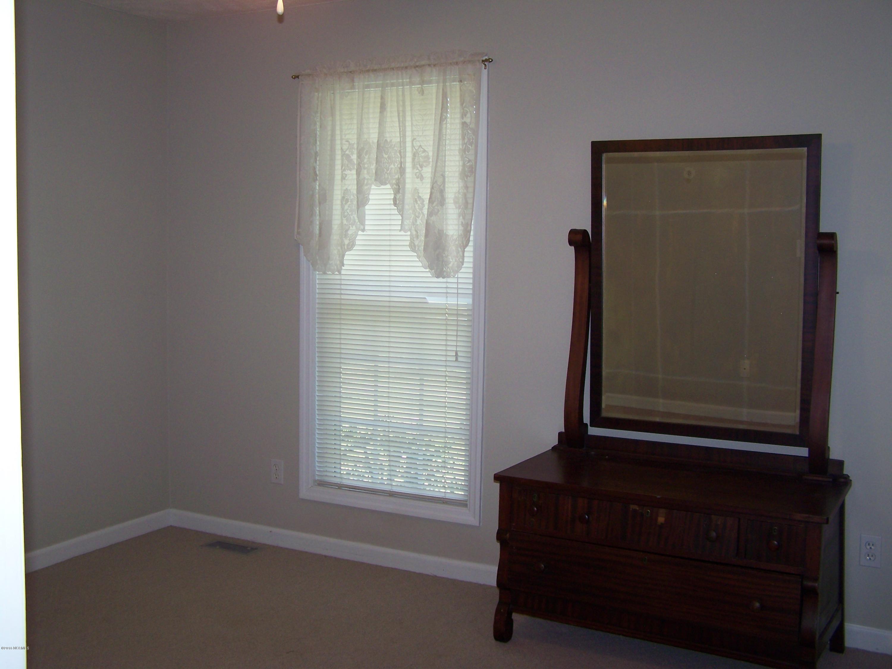 1159 Longleaf Road Southport, NC 28461 - Photo 32 of 36 100_8709