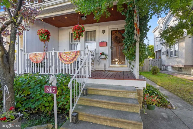 $249,900 | 317 North Llanwellyn Avenue, Glenolden, PA 19036