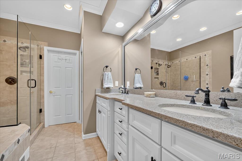 449 Shetland Valley Court Chesterfield, MO 63005 - Photo 18 of 43