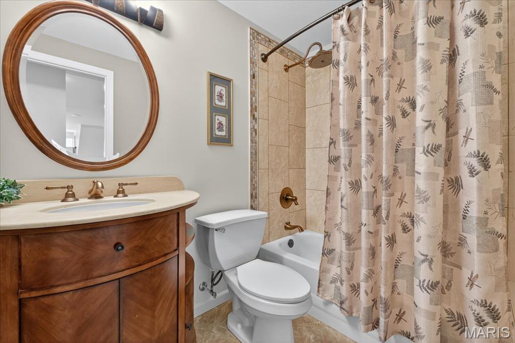 449 Shetland Valley Court Chesterfield, MO 63005 - Photo 34 of 43