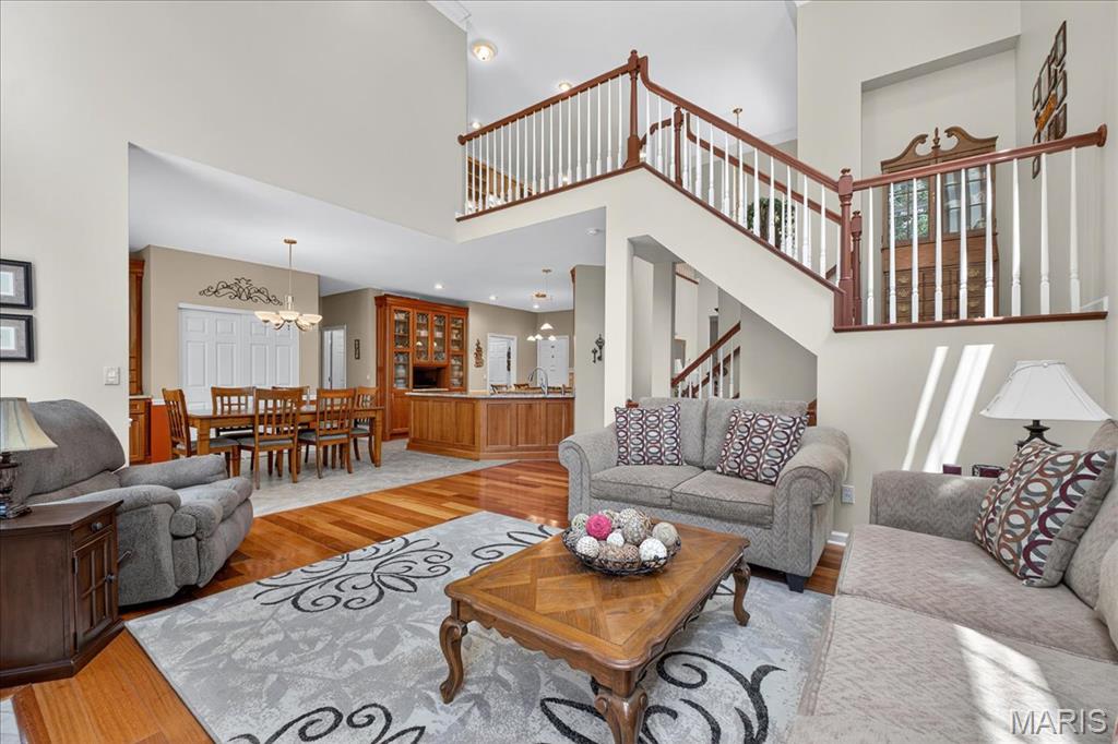 449 Shetland Valley Court Chesterfield, MO 63005 - Photo 6 of 43