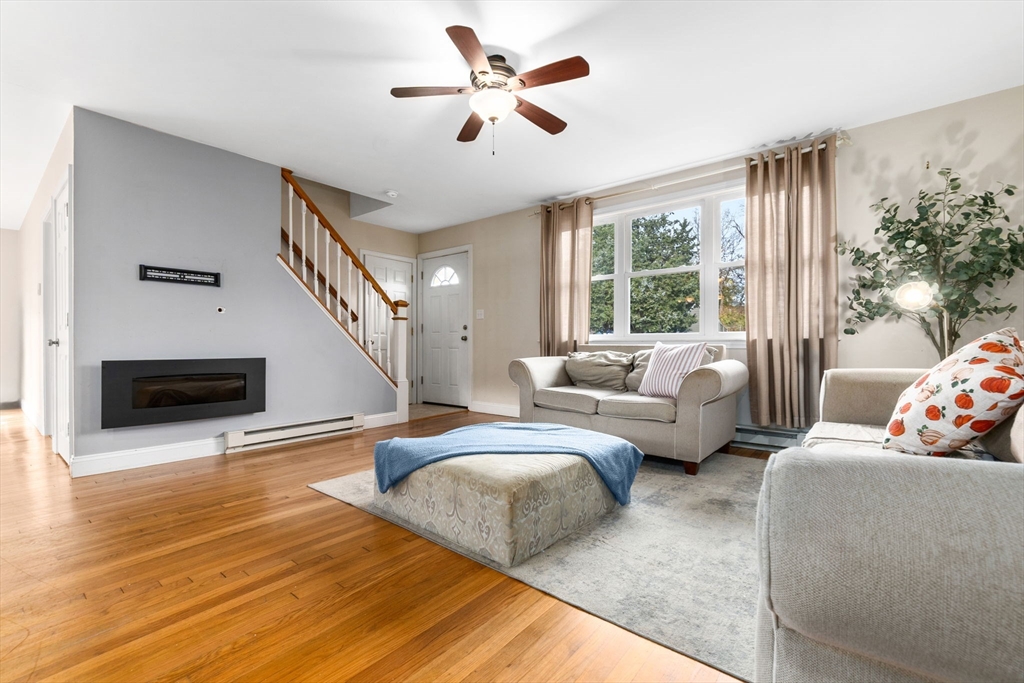 26 Marina Drive Gloucester, MA 01930 - Photo 6 of 38