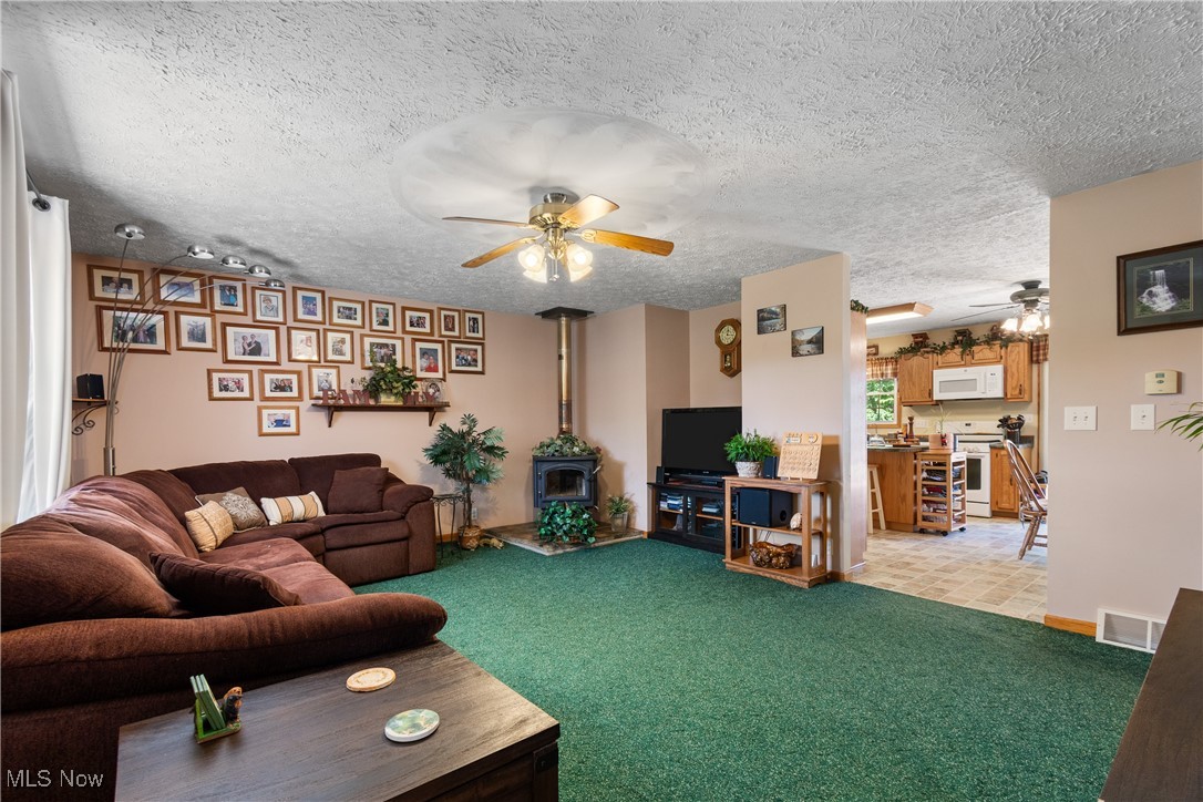 9375 Ridge Road Southeast Uhrichsville, OH 44683 - Photo 8 of 44