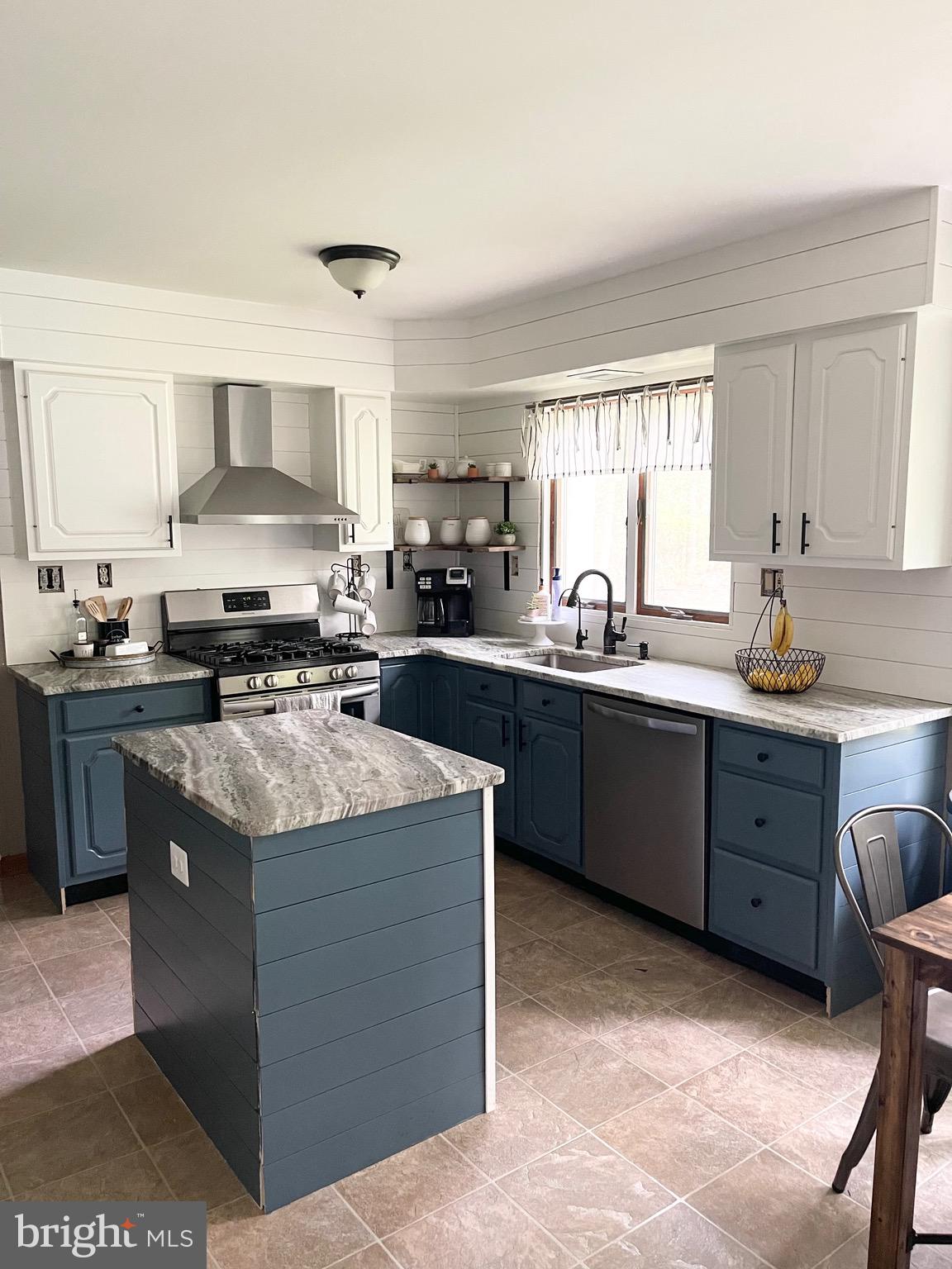 587 Lawrence Corner Road Elmer, NJ 08318 - Photo 5 of 22