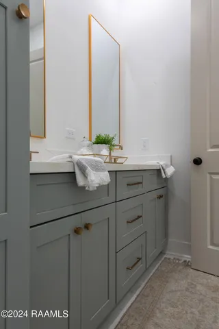 $279,999 | 120 Mayberry Grv Street, Youngsville, LA 70592