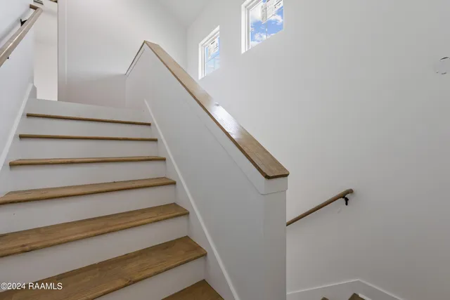 $279,999 | 120 Mayberry Grv Street, Youngsville, LA 70592