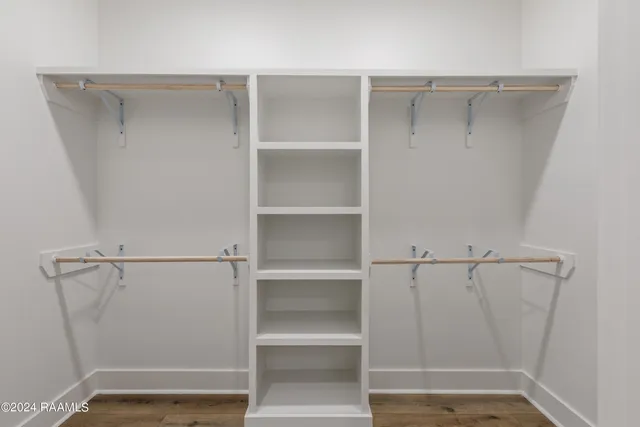 $279,999 | 120 Mayberry Grv Street, Youngsville, LA 70592