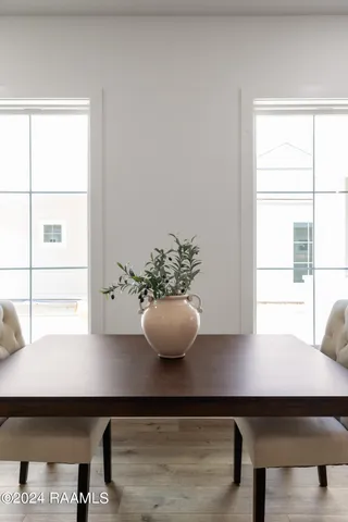 $279,999 | 120 Mayberry Grv Street, Youngsville, LA 70592