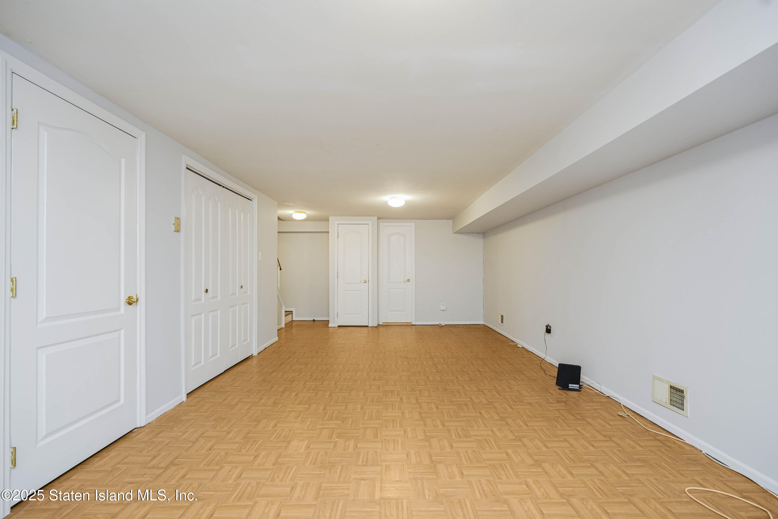 119 Glenn Road Staten Island, NY 10314 - Photo 21 of 26