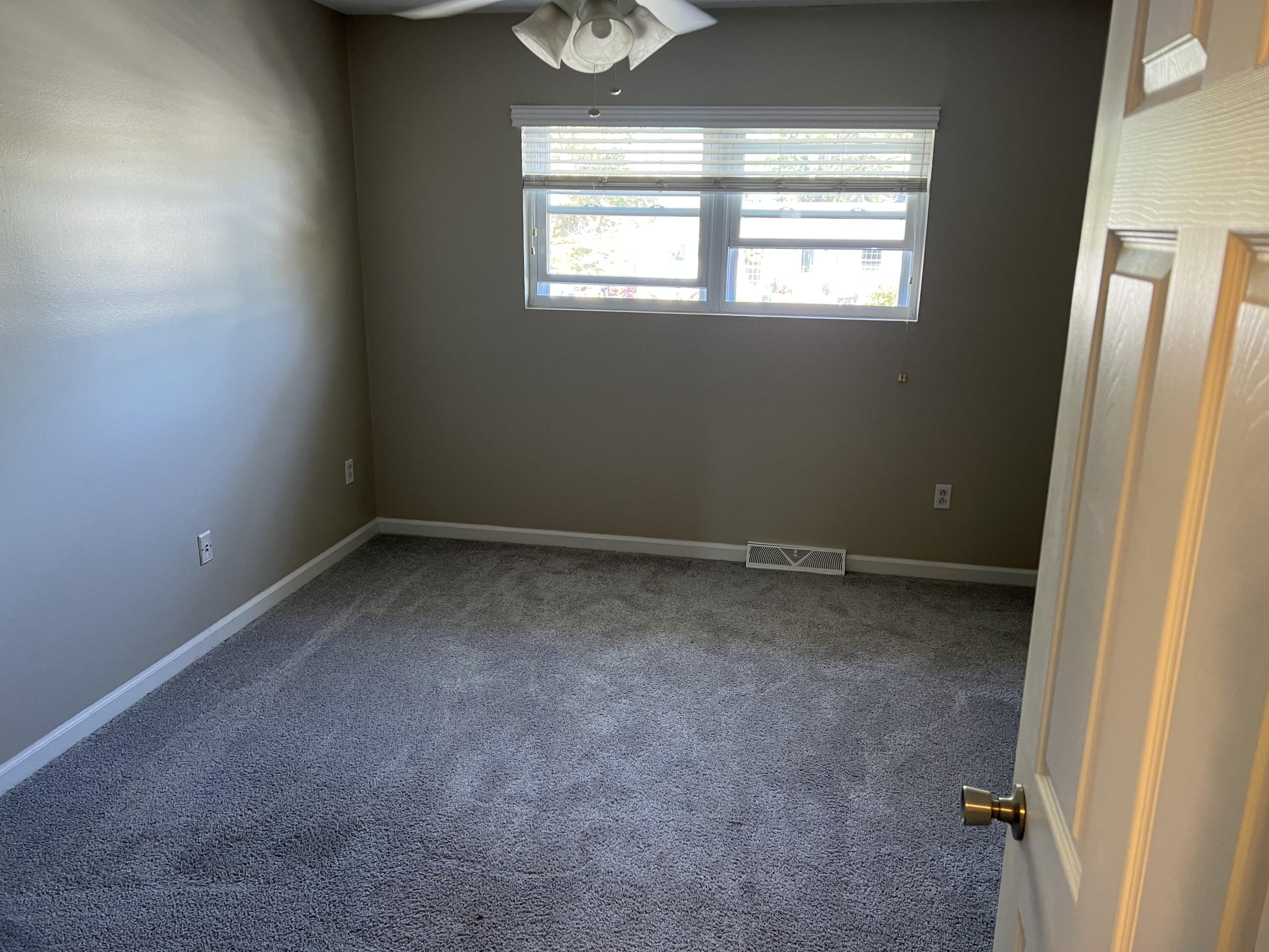 1810 Mepkin Road, Unit 1009 Charleston, SC 29407 - Photo 6 of 10 Living Room
