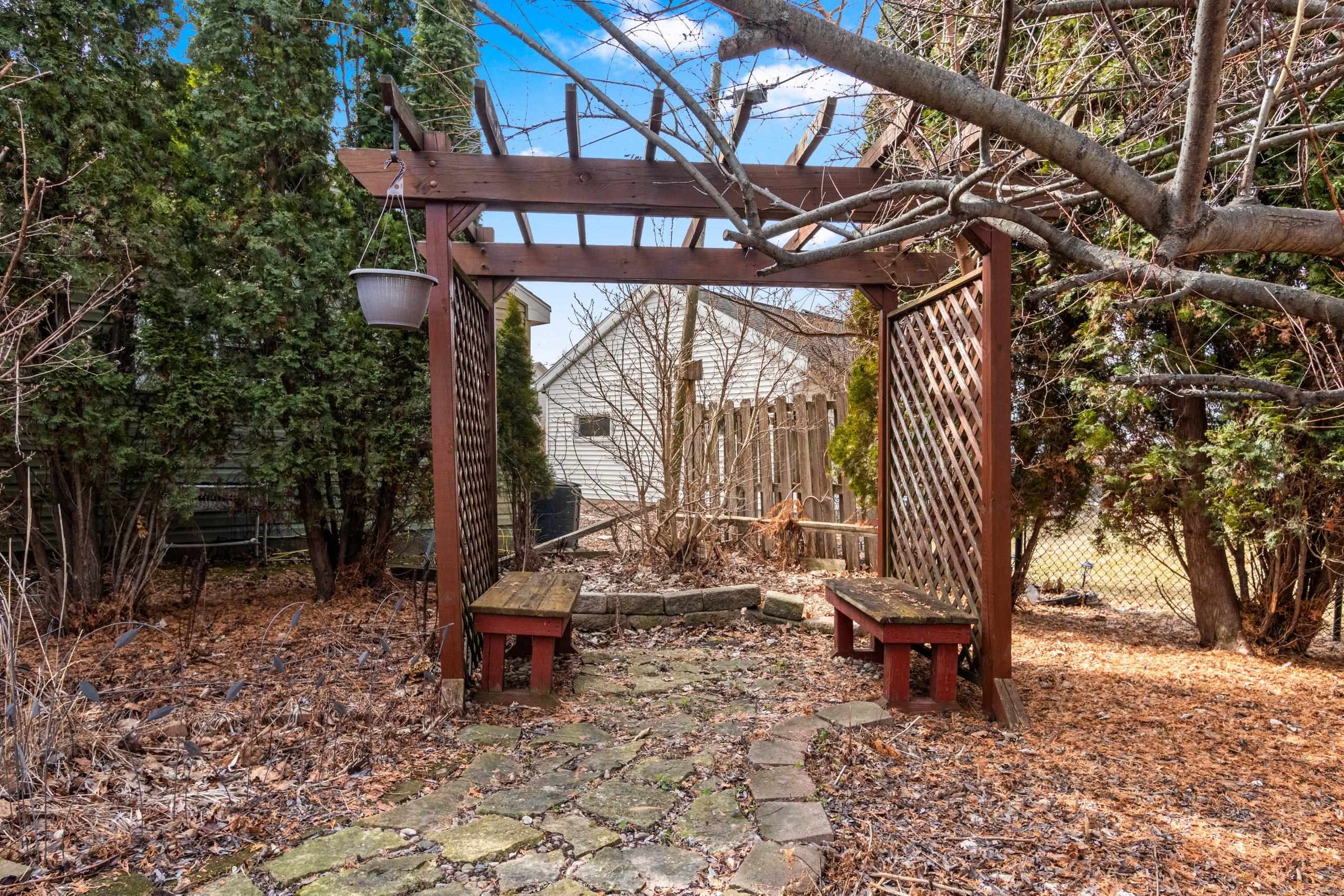 1525 North Clark Street Appleton, WI 54911 - Photo 35 of 48