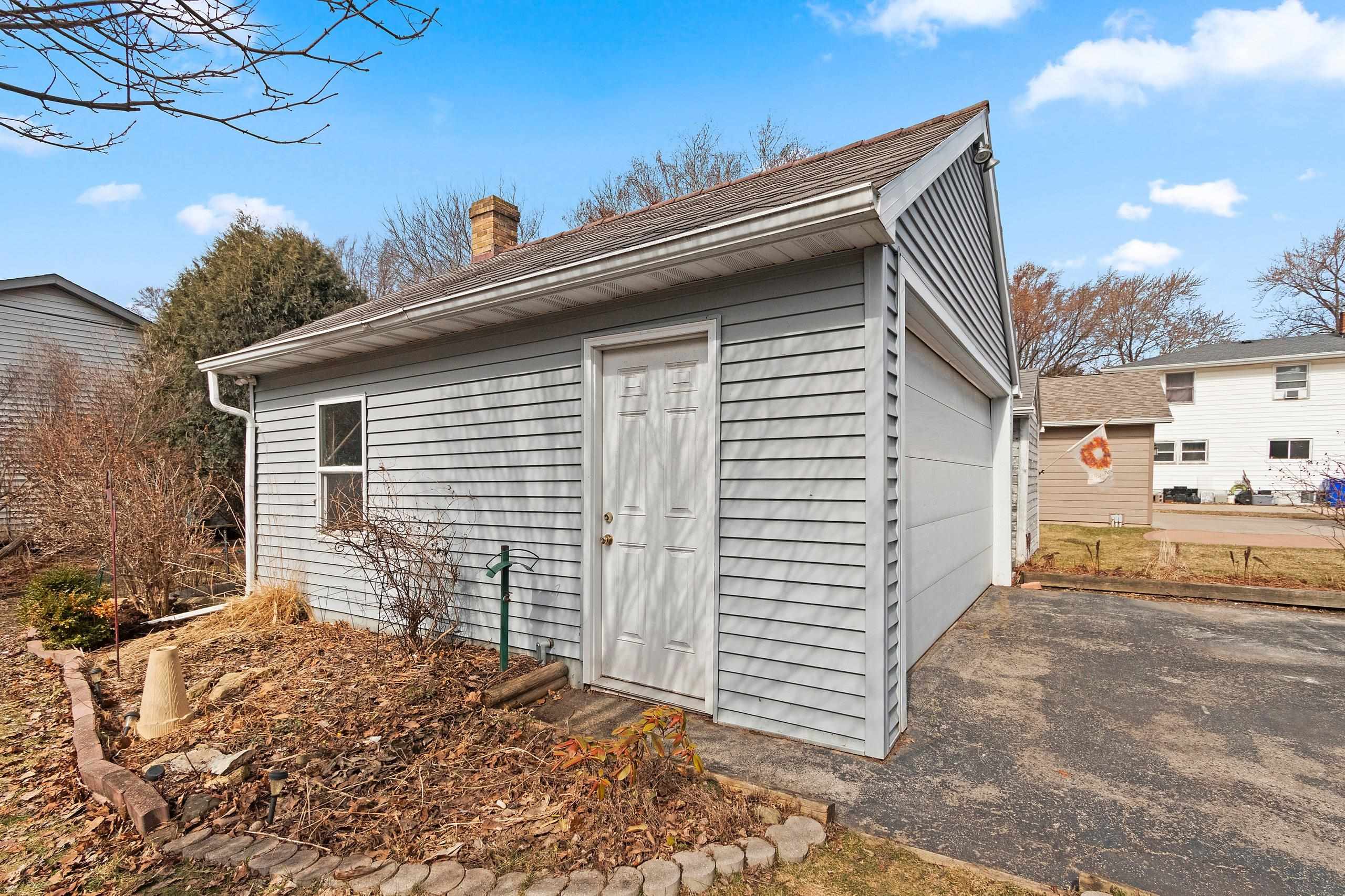 1525 North Clark Street Appleton, WI 54911 - Photo 42 of 48