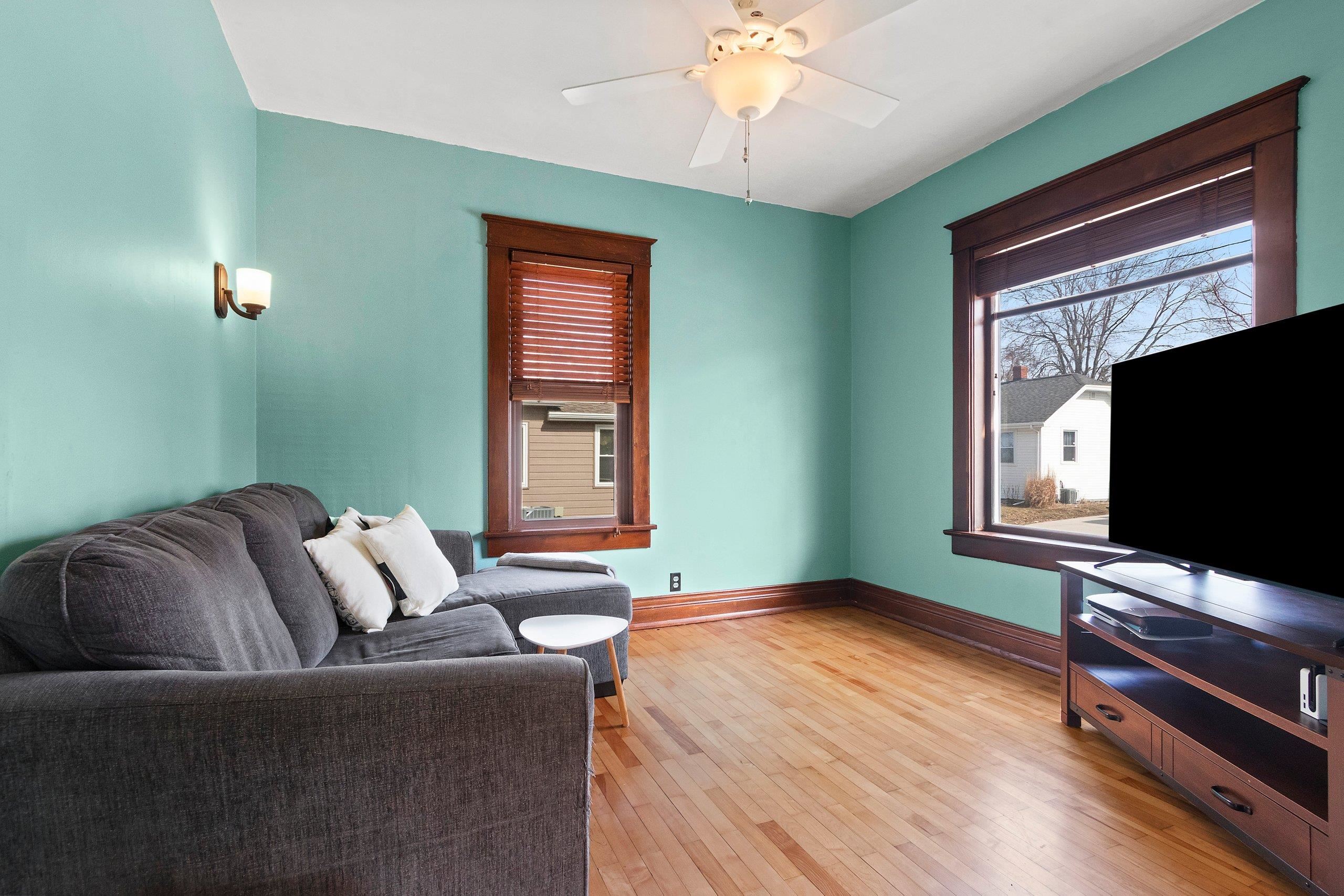 1525 North Clark Street Appleton, WI 54911 - Photo 6 of 48