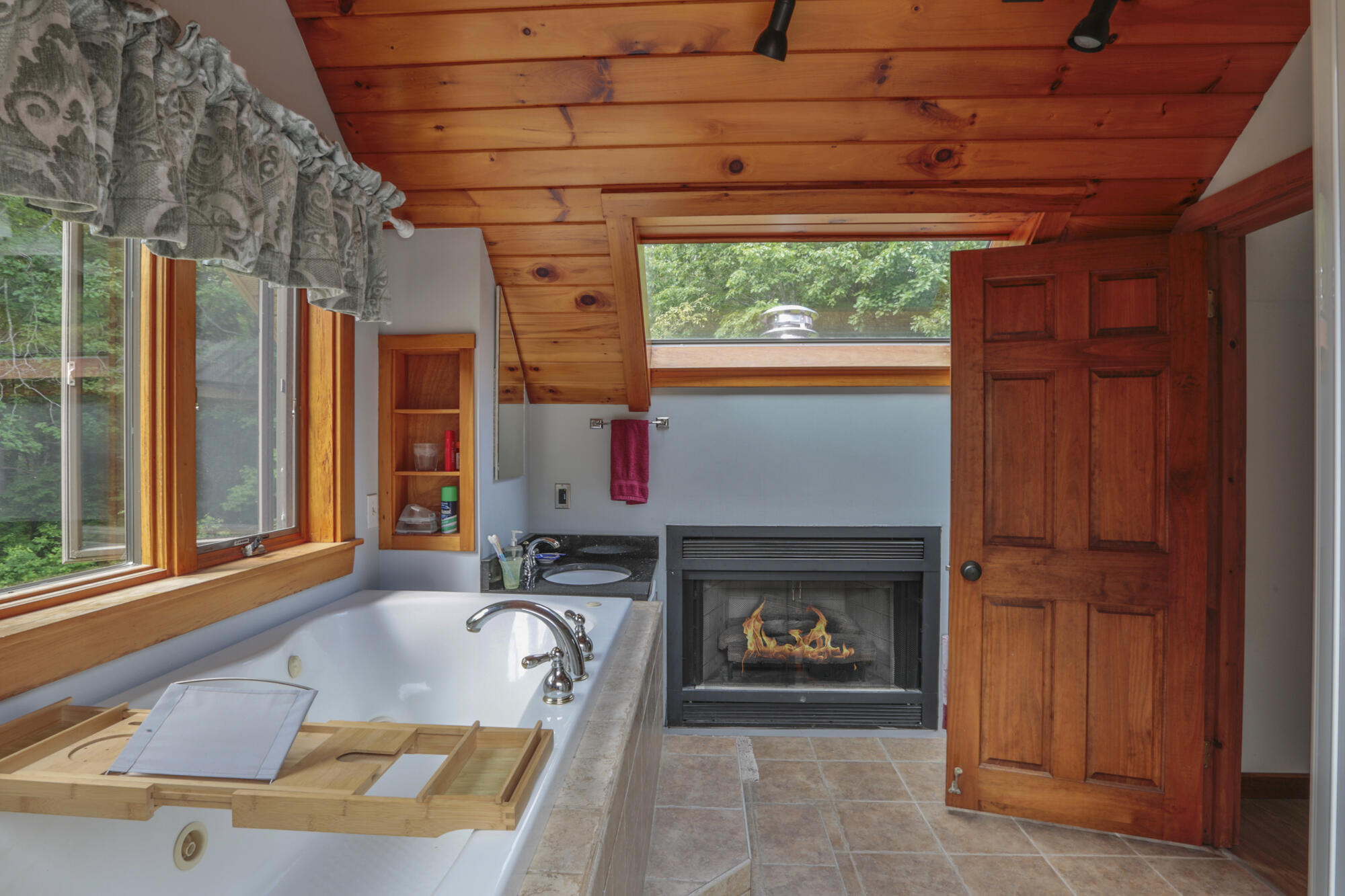 30 Back Belmont Road Belfast, ME 04915 - Photo 31 of 40 30BackBelmontRdBelfastME-30