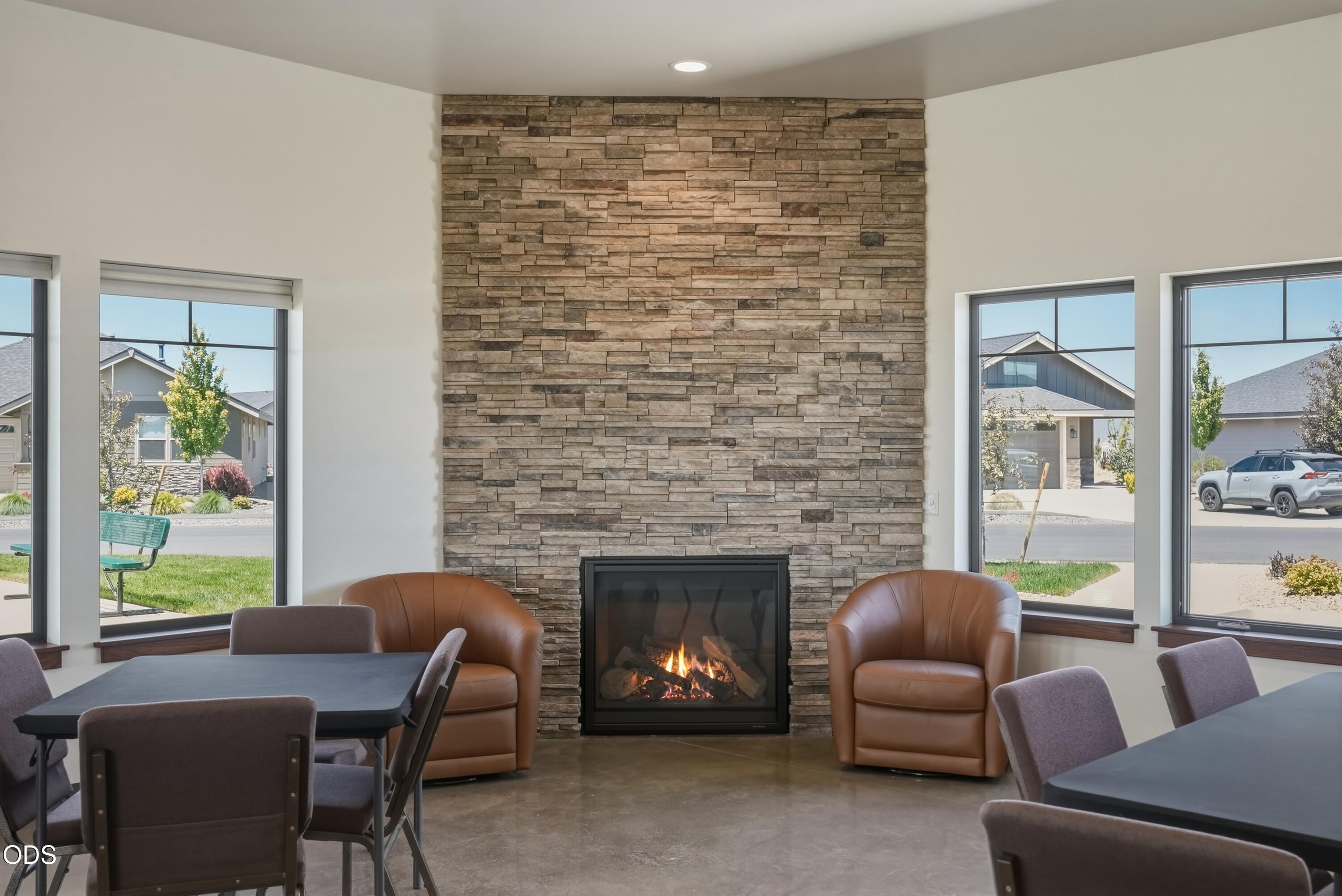 2517 Northwest 23rd Loop Redmond, OR 97756 - Photo 23 of 36